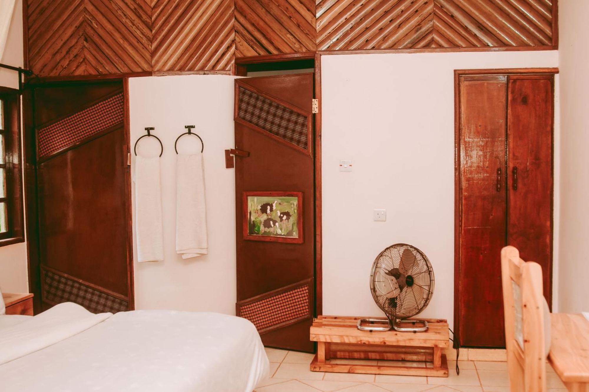 Ngorongoro Camp And Lodge Karatu Exterior photo